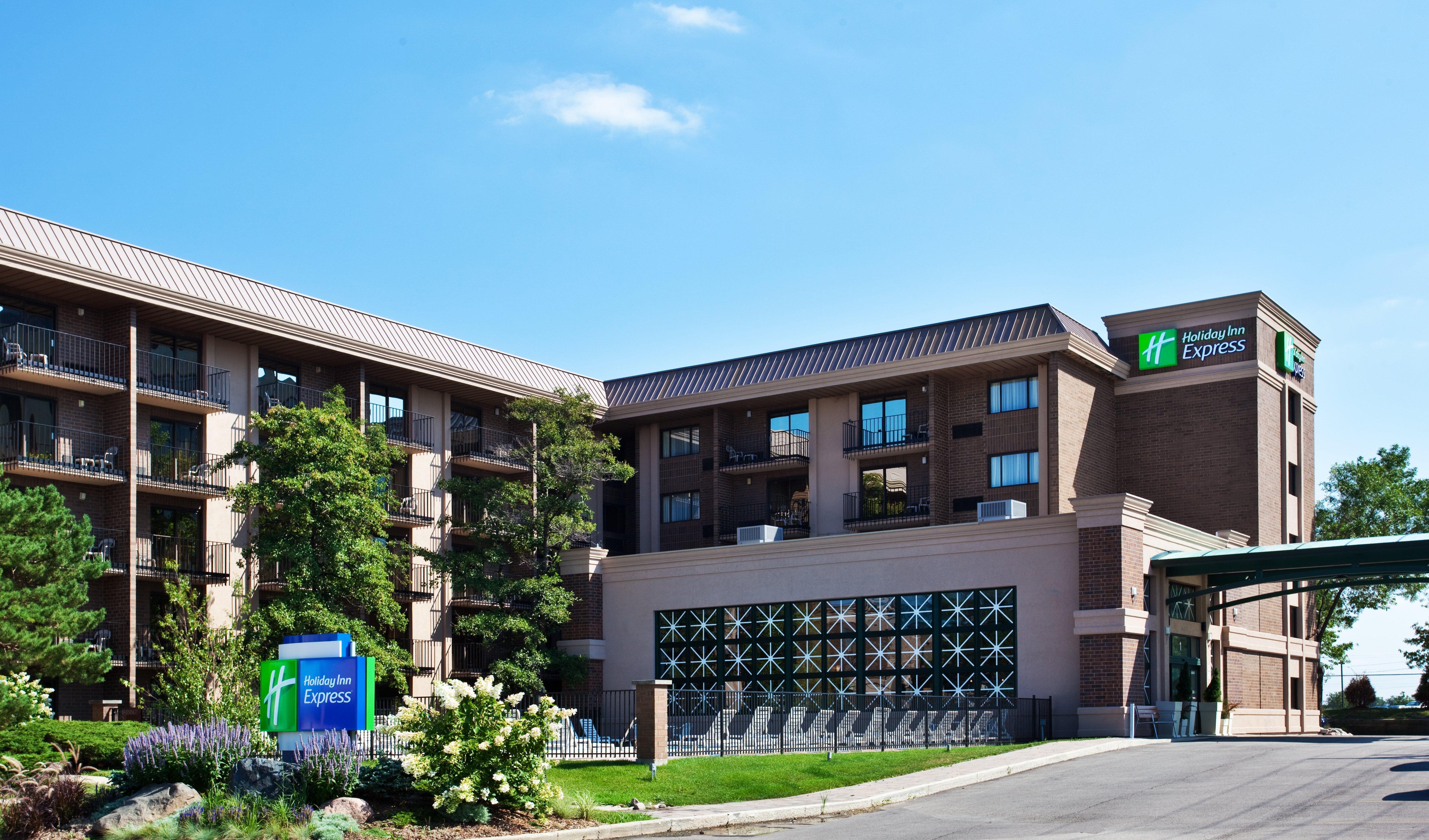 Holiday Inn Express Schaumburg-Rolling Meadows By Ihg Buitenkant foto