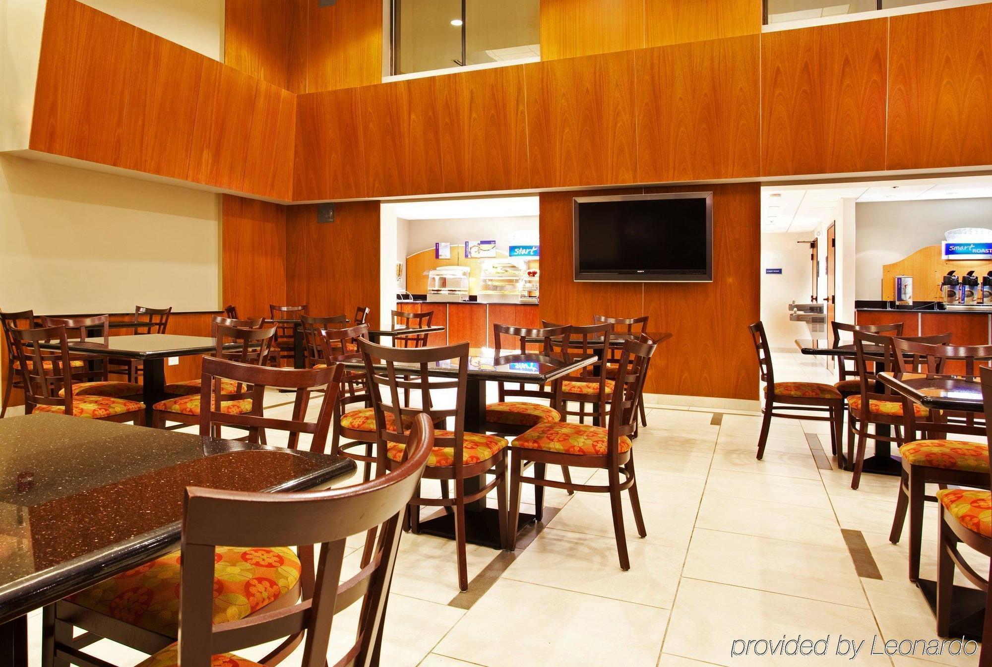 Holiday Inn Express Schaumburg-Rolling Meadows By Ihg Buitenkant foto